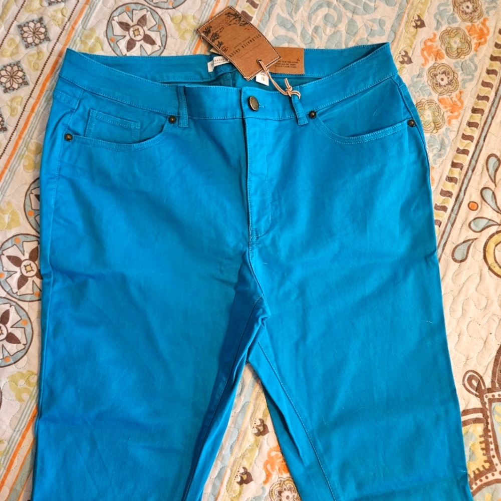 Coldwater poly blend jeans 👖